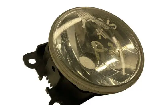Peugeot 208 Front fog light 9685425280 E40219272 A046193