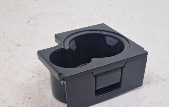 Land Rover Freelander 2 - LR2 Cup holder PC03062109 GE0026917 M0U021067