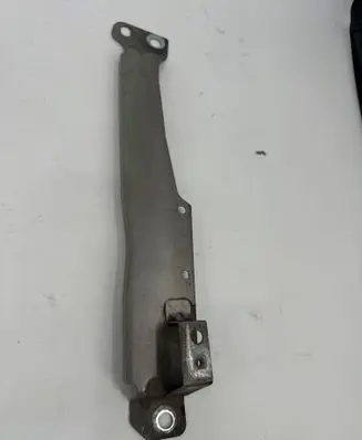 Volvo V60 Fender mounting bracket 31468233 B09CD