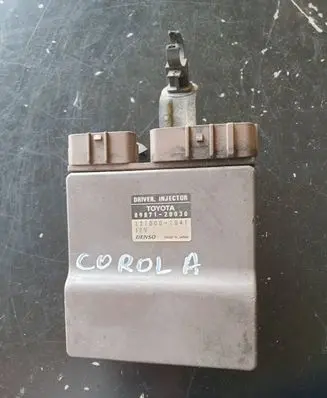 Toyota Avensis Verso Fuel injection control unit/module 8987120030