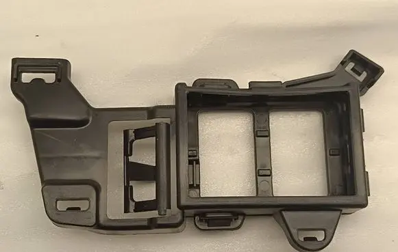 Mercedes-Benz CLA C117 X117 W117 Front bumper mounting bracket