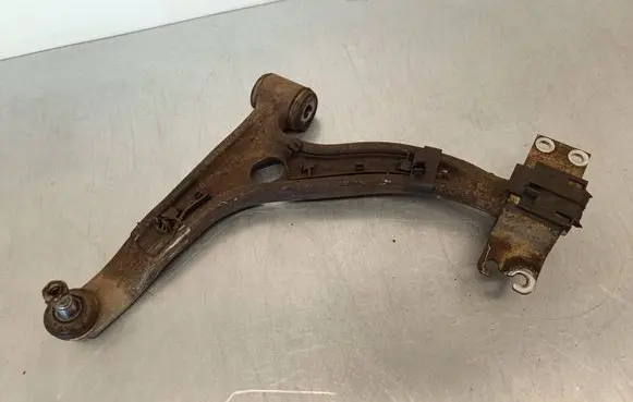Mercedes-Benz B W246 W242 Front lower control arm/wishbone 