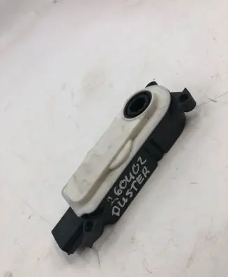 Dacia Duster III Radiator active air flap actuator 118133000