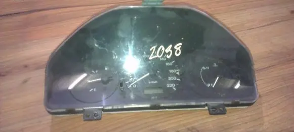 Mazda 323 Speedometer (instrument cluster)