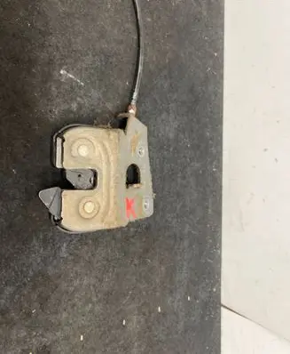 BMW 3 E90 E91 Seat back rest lock catch 7112863