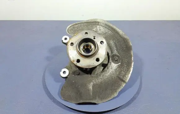 BMW 2 F45 Front wheel hub spindle knuckle 6876645