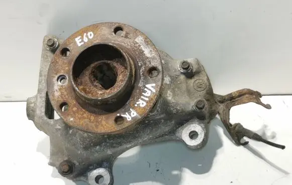 BMW 5 E60 E61 Front wheel hub 6760953