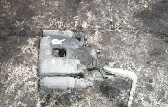 Mazda CX-3 Rear brake caliper
