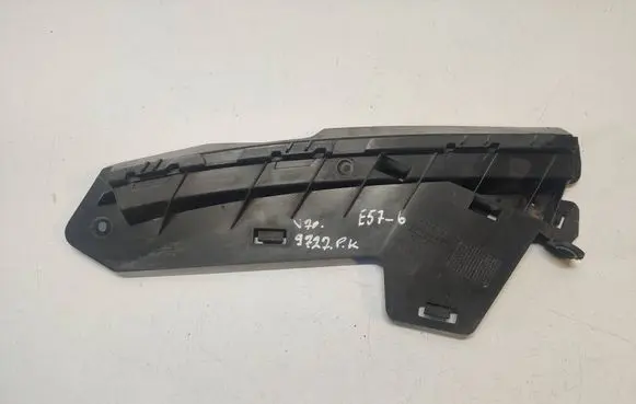 Volvo V70 Front bumper mounting bracket 30796387