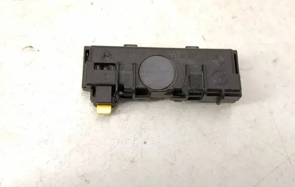 Mercedes-Benz E W212 Interior temperature sensor DALISID2598 A2048210851 2048210851