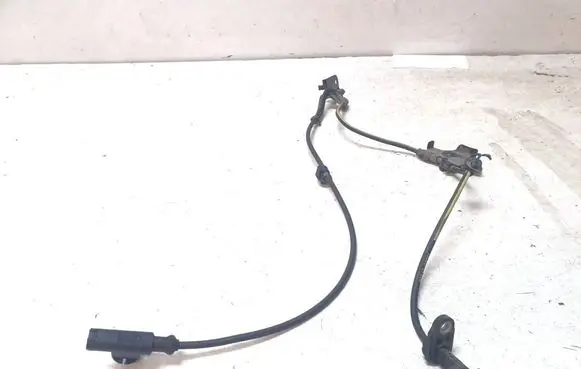 Toyota Avensis T270 ABS brake wheel speed sensor 8954202061