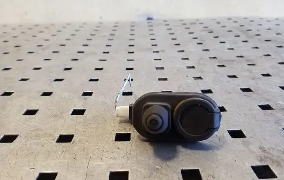 Honda CR-V Front door sensor 