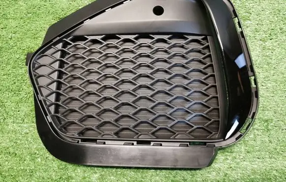 Maserati Grecale Front bumper lower grill 670170796 670171109