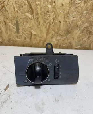 Mercedes-Benz E W211 Light switch 2115450304