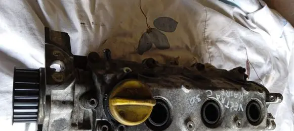 Opel Vectra C Engine head Y30DT