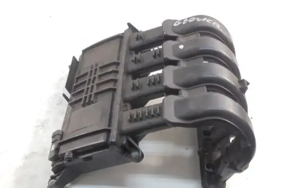 Renault Clio II Intake manifold 8200166856