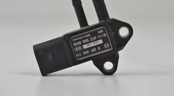 Audi A6 S6 C6 4F Exhaust gas pressure sensor 07Z906051A 0281002711