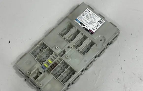 BMW 7 G11 G12 Central body control module 6805454 6820556