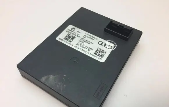 Audi Q7 4L Keyless (KESSY) go control unit/module 4L0907335