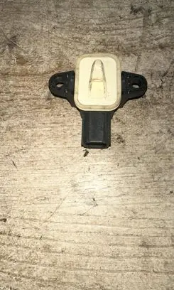 Volvo V60 Airbag deployment crash/impact sensor 30798030 101215303