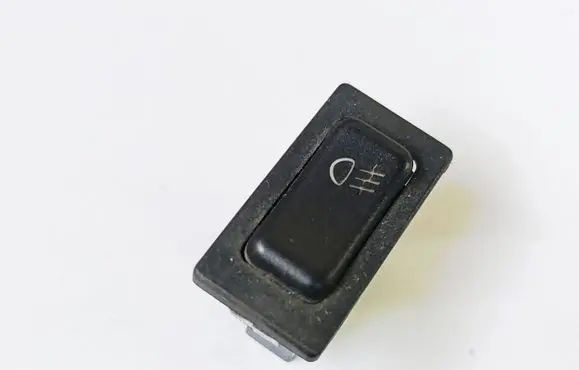 Fog light switch
