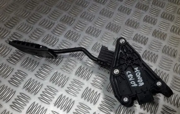 Honda CR-V Accelerator throttle pedal