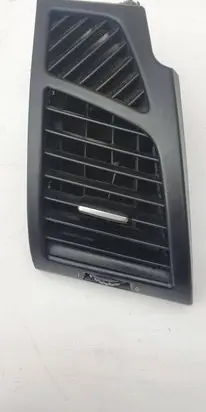 BMW 1 E81 E87 Dashboard side air vent grill/cover trim 7059188