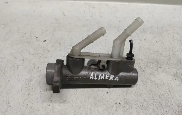 Nissan Almera Tino Master brake cylinder