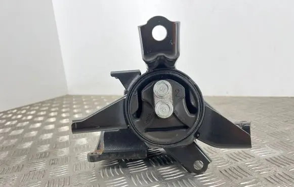 Hyundai Santa Fe Engine mount bracket 21832P2350