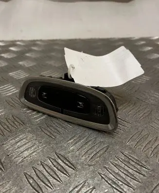 Volvo XC90 Rear seat light 31694120