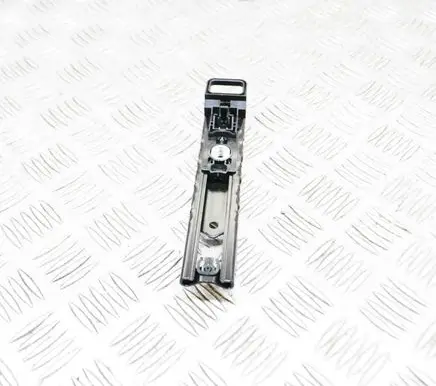 Audi Q7 4M Seat belt adjustment motor 4M0857819 626137900F