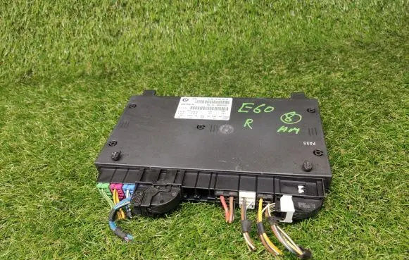 BMW 5 E60 E61 Seat control module 9134643 6135913464301