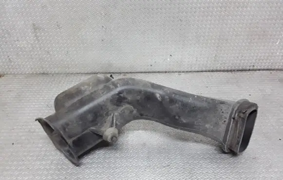 Chrysler Pacifica Air intake duct part 05510022AC