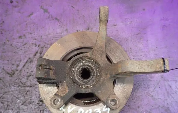 Hyundai Atos Prime Front wheel hub spindle knuckle