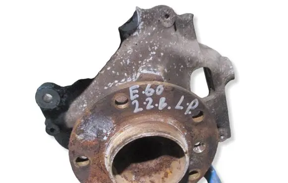 BMW 5 E60 E61 Front wheel hub spindle knuckle 