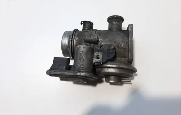 BMW 5 E60 E61 EGR valve 70045000