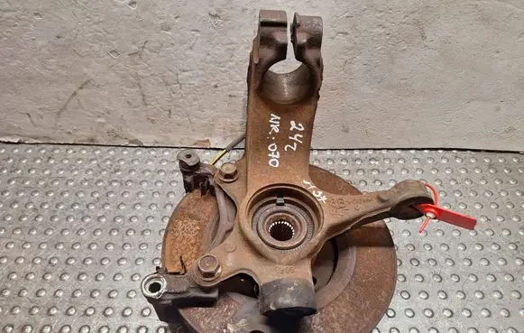 Citroen C1 Front wheel hub spindle knuckle S17986070 B000905580