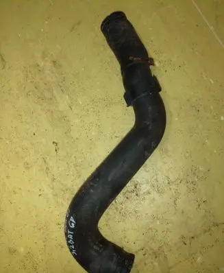 Porsche Boxster 986 Engine coolant pipe/hose 996106502