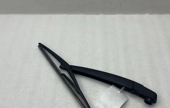 Toyota Yaris Cross Rear wiper blade arm