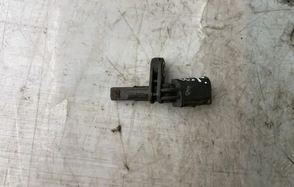 Volkswagen Golf Plus ABS brake wheel speed sensor 7H0927804