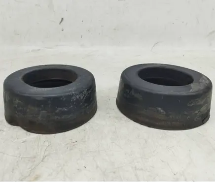 Mercedes-Benz E W124 Front coil spring rubber mount 2013211184 A2013211184