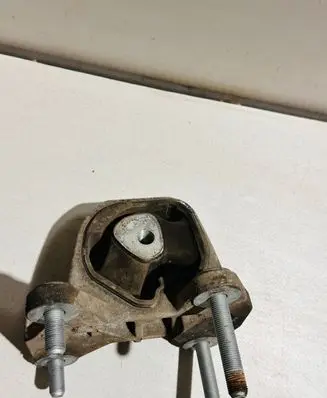 Lexus RX 450H Engine mount bracket 1237131360