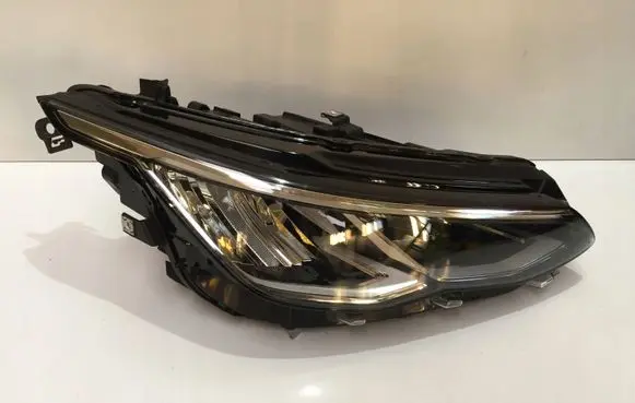 Volkswagen Golf VIII Headlight/headlamp 5H2941006