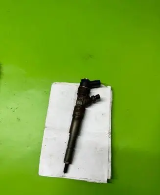 BMW 5 E60 E61 Fuel injector 7794435 0445110209