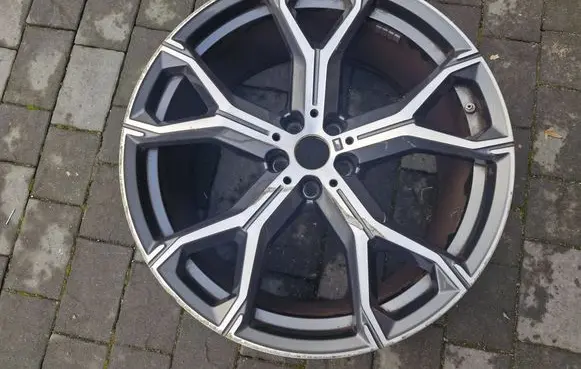 BMW X5M G05 F95 R21 alloy rim 3071999