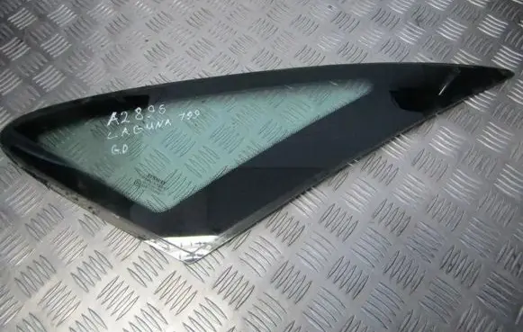 Renault Laguna I Rear side window AS2