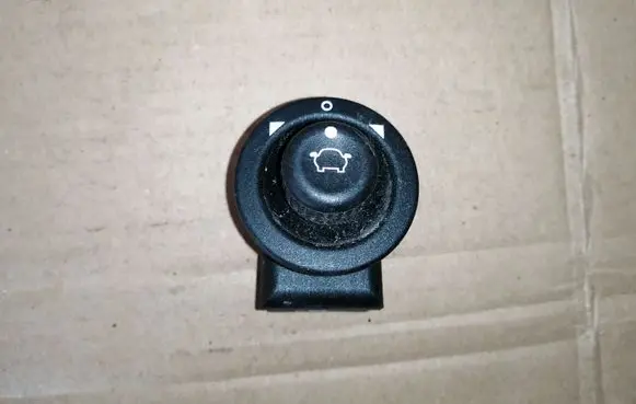 Ford Mondeo MK II Wing mirror switch 93BG17B676BA