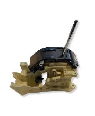 Hyundai Santa Fe Gear shifter/selector 467002BXXX