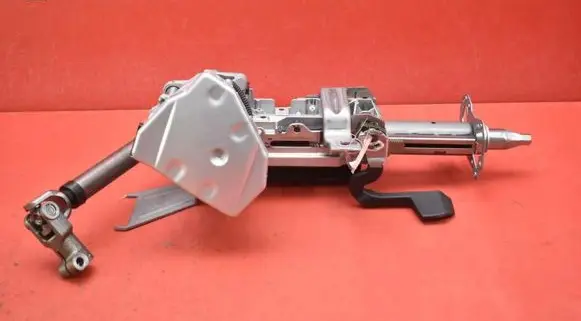 Ford Kuga I Power steering pump LX6C-3D077-N1F