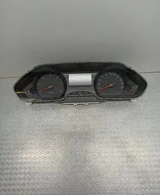Speedometer (instrument cluster)
